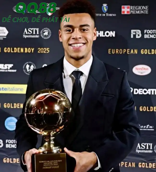 Desire Doue: Thành quả xứng đáng cho 1 năm 2025 thành công cùng PSG Desire Doue: Thành quả xứng đáng cho 1 năm 2025 thành công cùng PSG